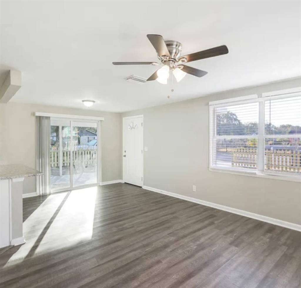 Welcome to this inviting 4bed home.