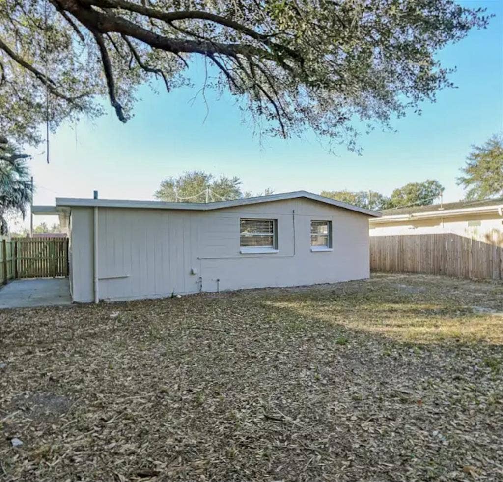 Welcome to this inviting 4bed home.