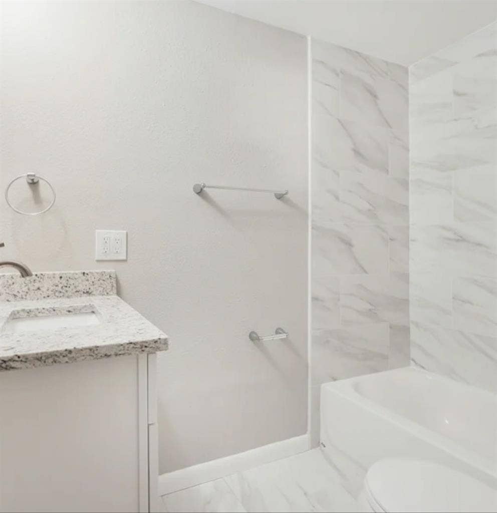 Welcome to this inviting 4bed home.
