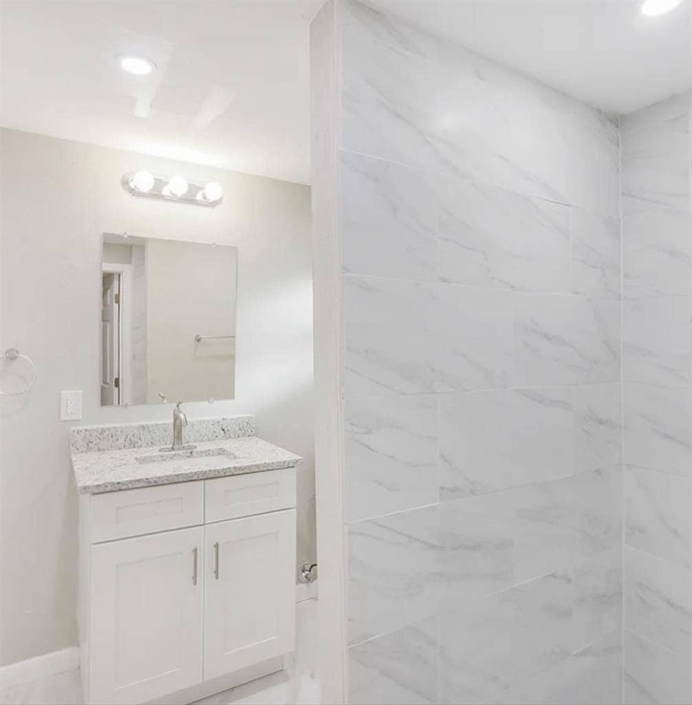 Welcome to this inviting 4bed home.