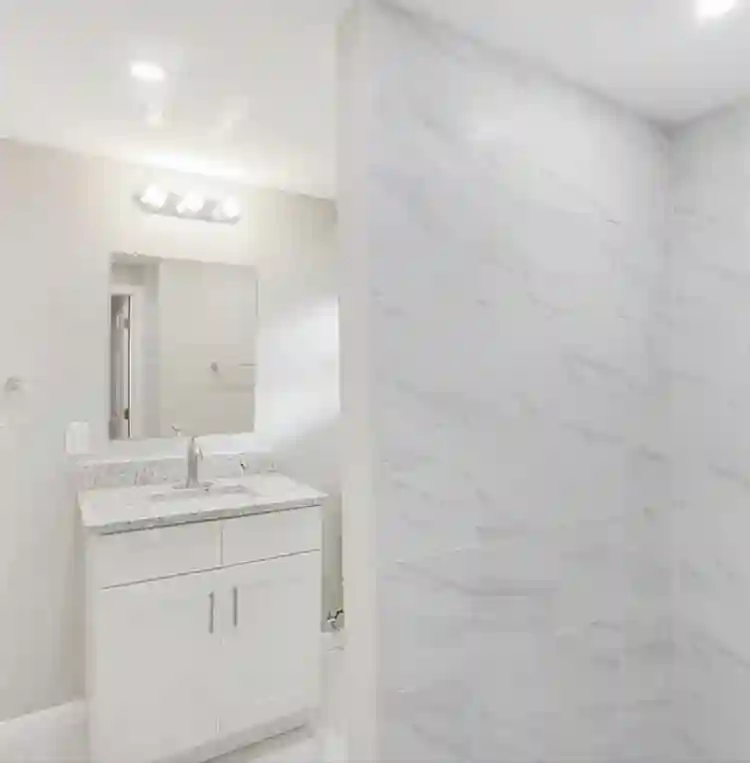 Welcome to this inviting 4bed home.