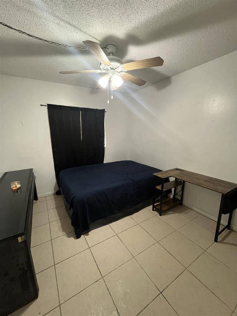 1,000 bedroom fully furnished!
