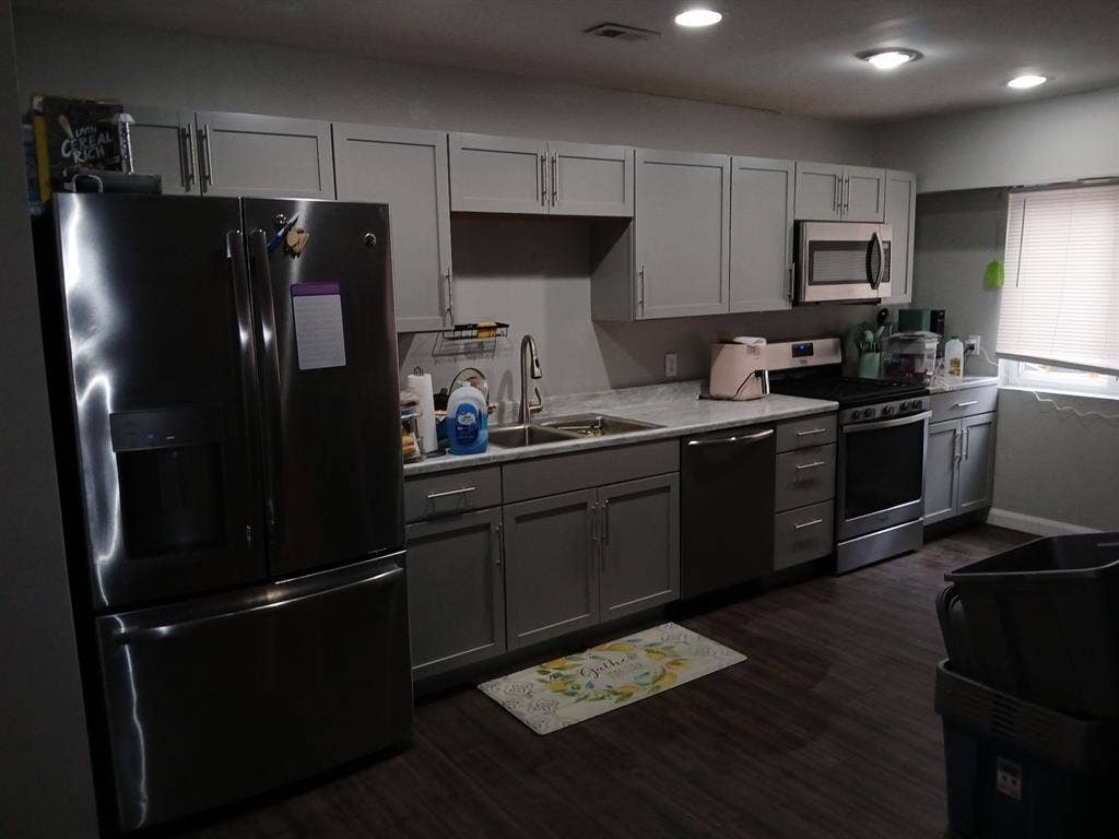 Room for rent in phoenixville