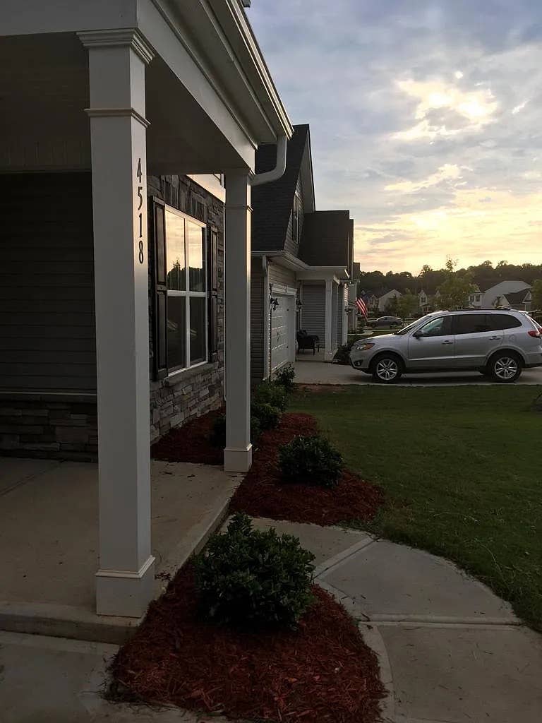 4 BR in Denver