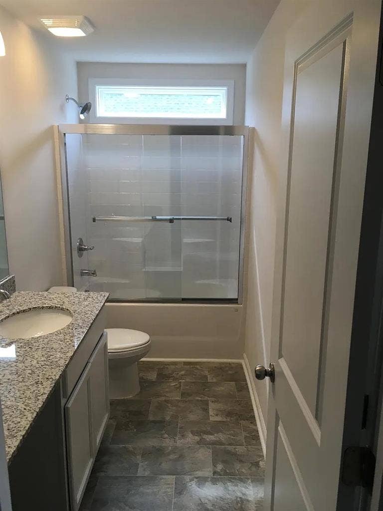4 BR in Denver