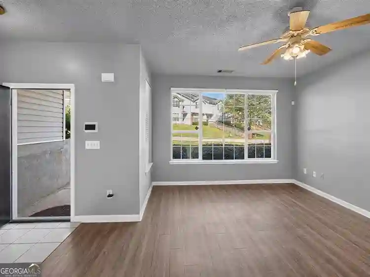 3 BR in Conyers