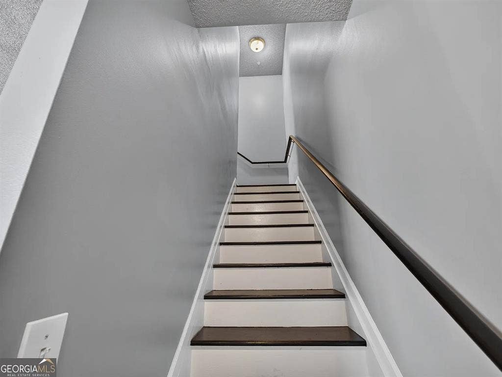 3 BR in Conyers