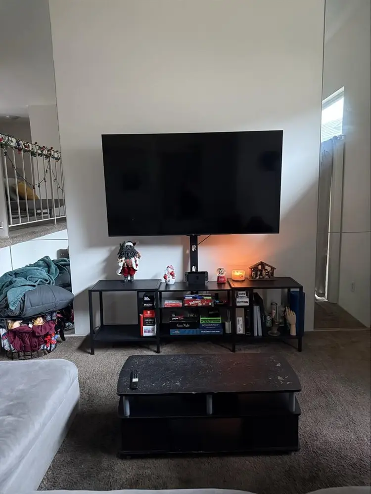Private Bedroom w/ Shared Bath