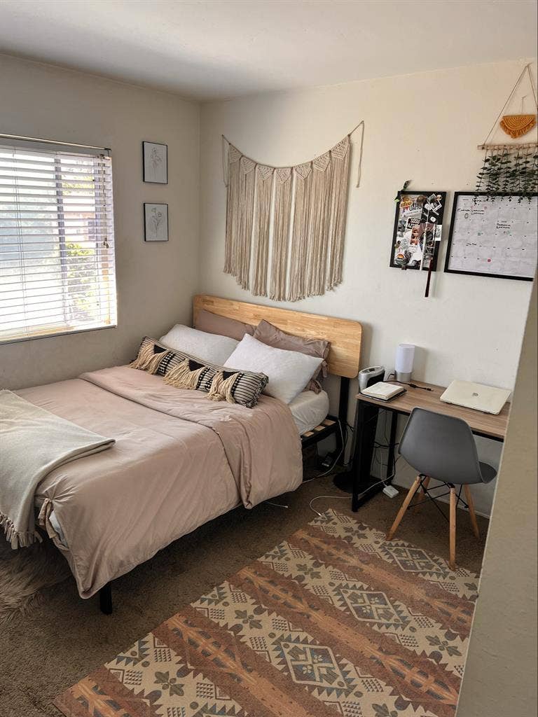 Private Bedroom w/ Shared Bath