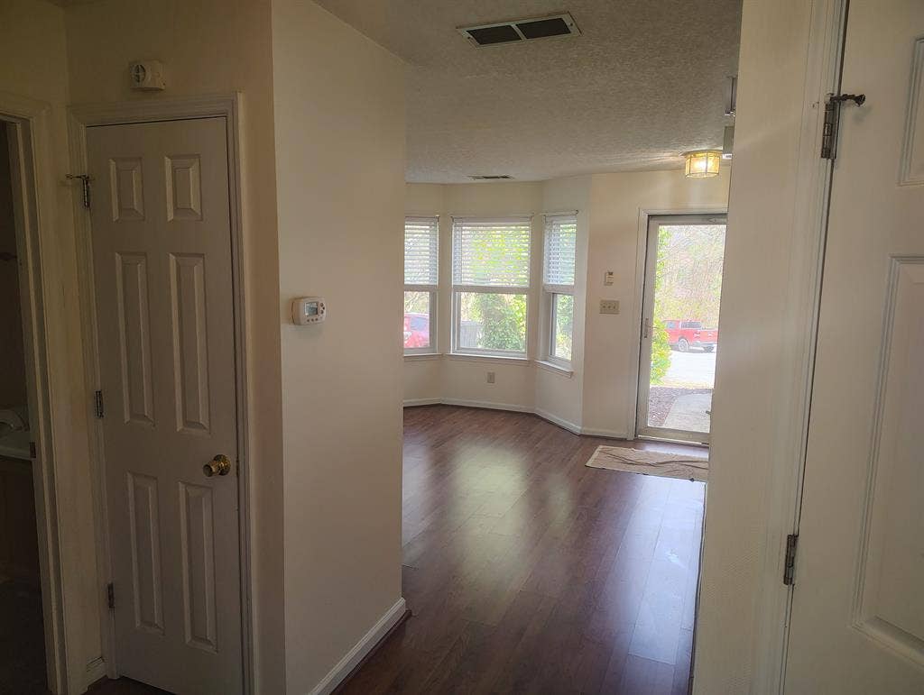 3 BR in Marietta