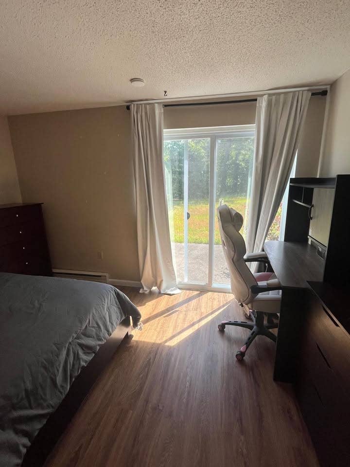 Room available for rent