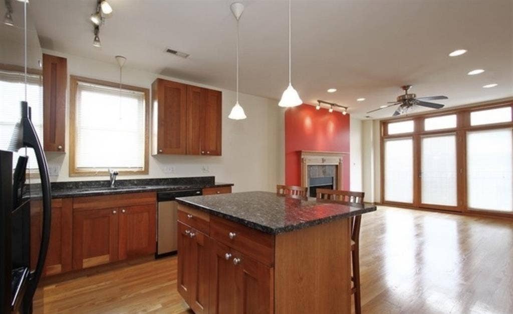 Spacious Room Near Hyde Park