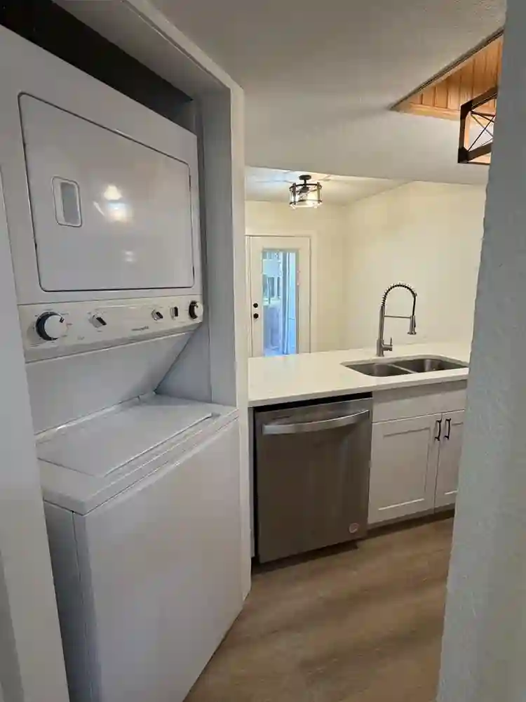 Condo for rentt