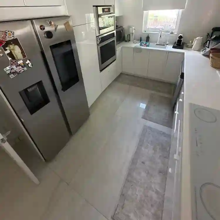 Private Room w/ Pool in Miami
