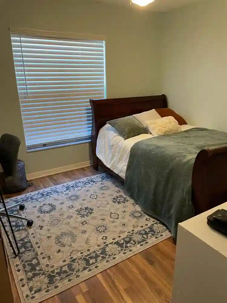 2 Rooms for rent