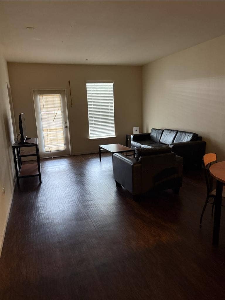 Room to rent