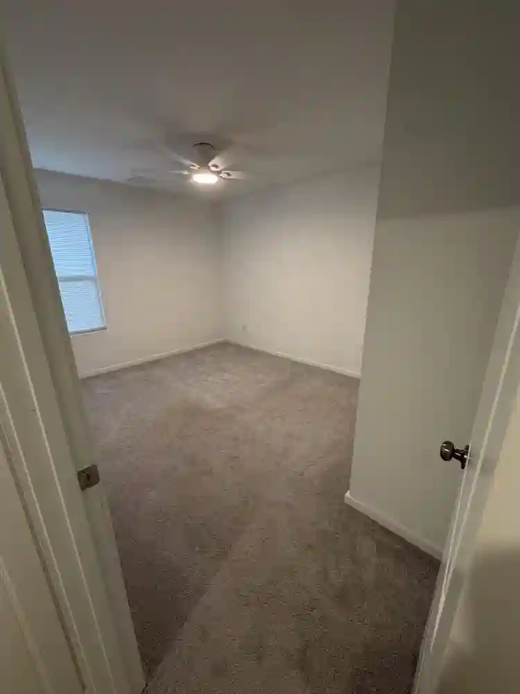 Single room for rent