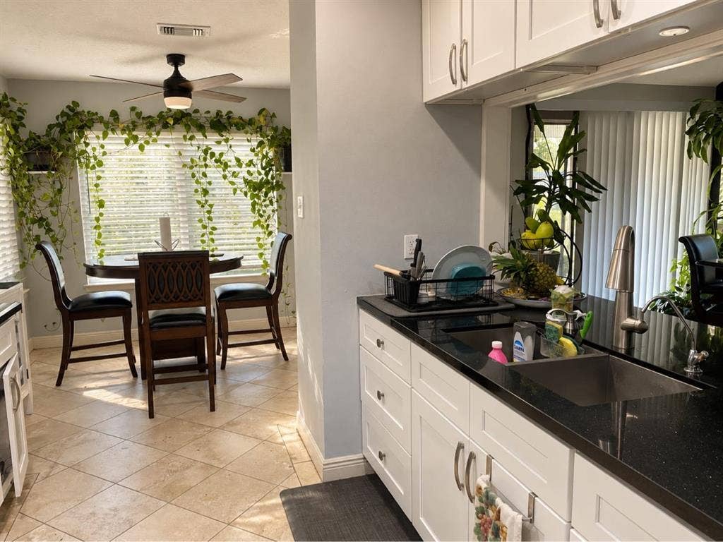 Furnished single room Jersey Vill