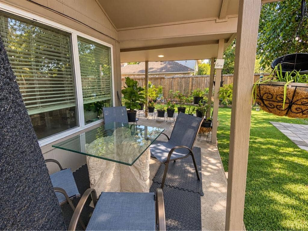 Furnished single room Jersey Vill