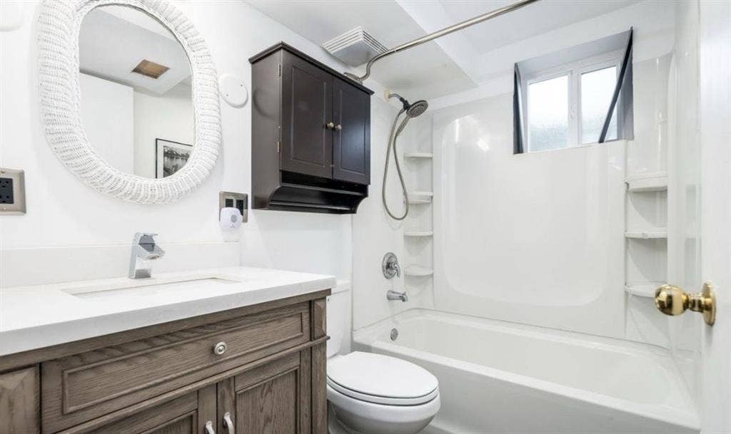 Private room with shared bathroom