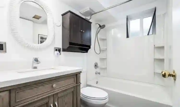 Private room with shared bathroom