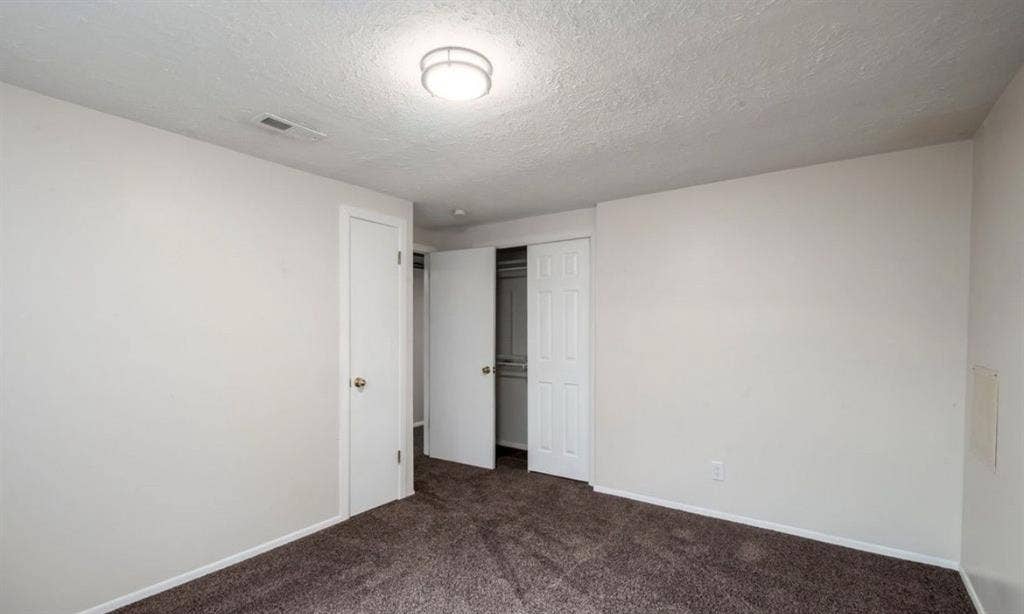 Private room with shared bathroom