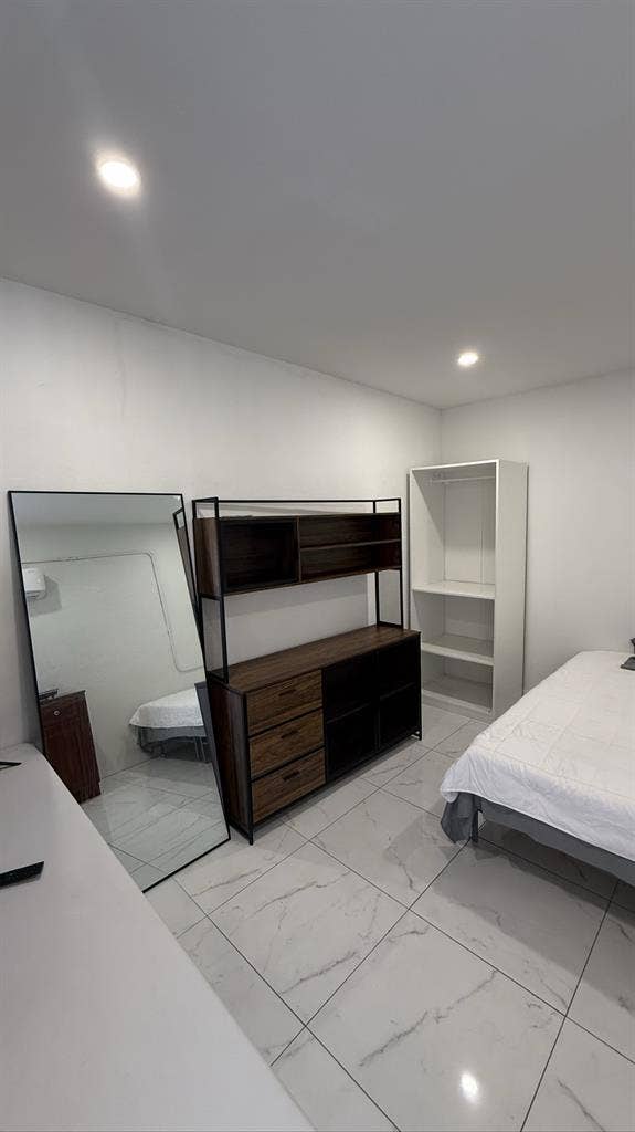 Private Miami Studio & Parking