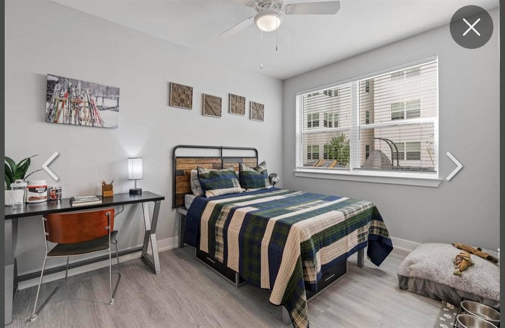 Room Available in October!!