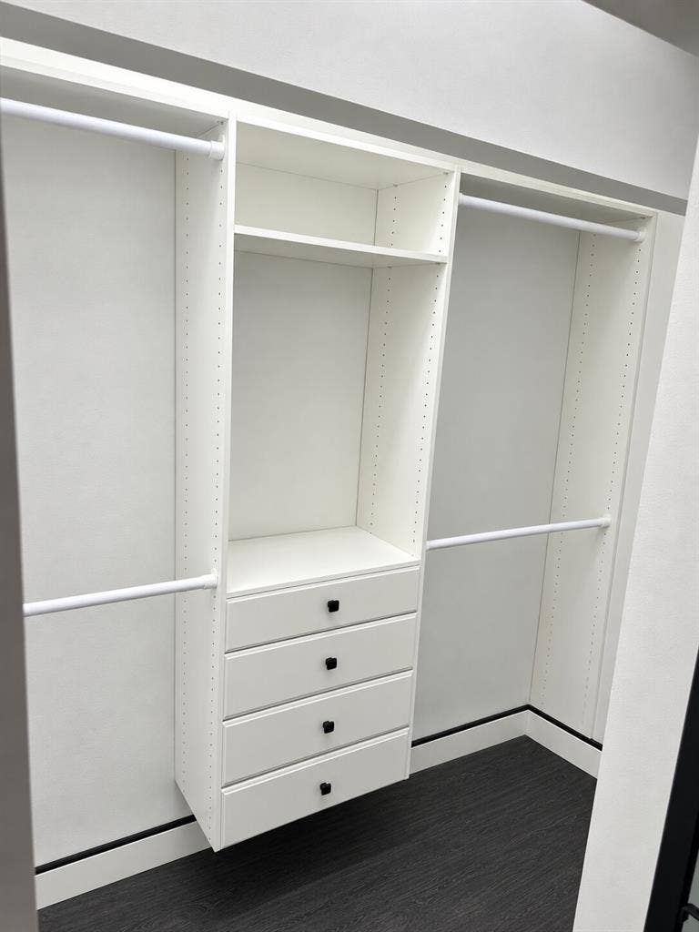 Private Room w/Custom Walkin Closet