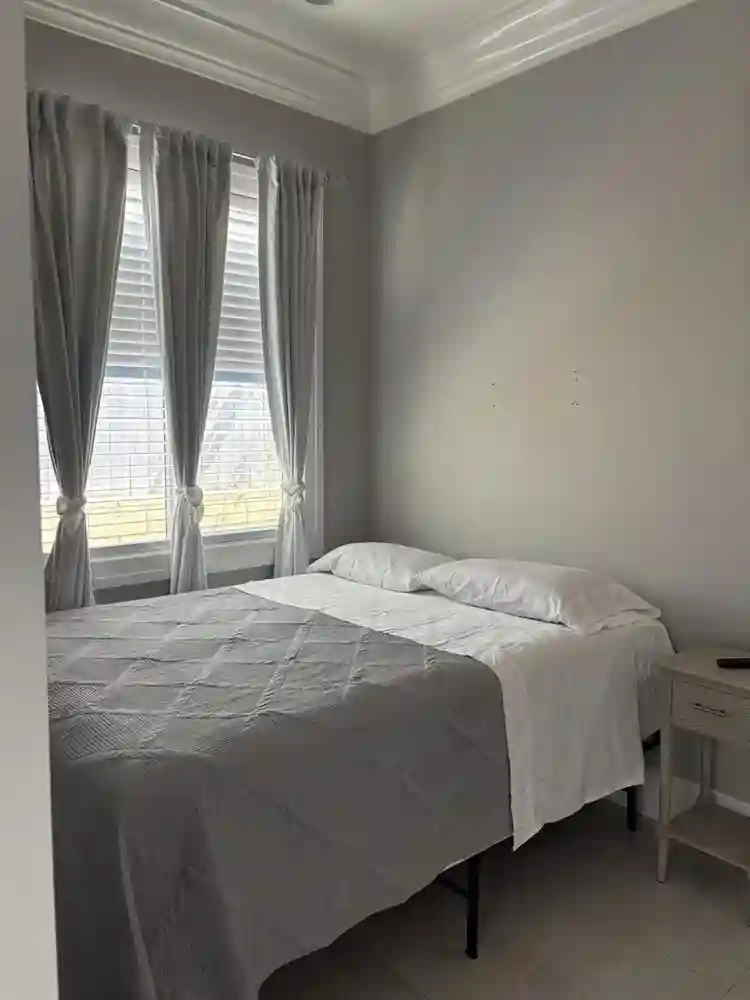 Beautiful private room and bathroom