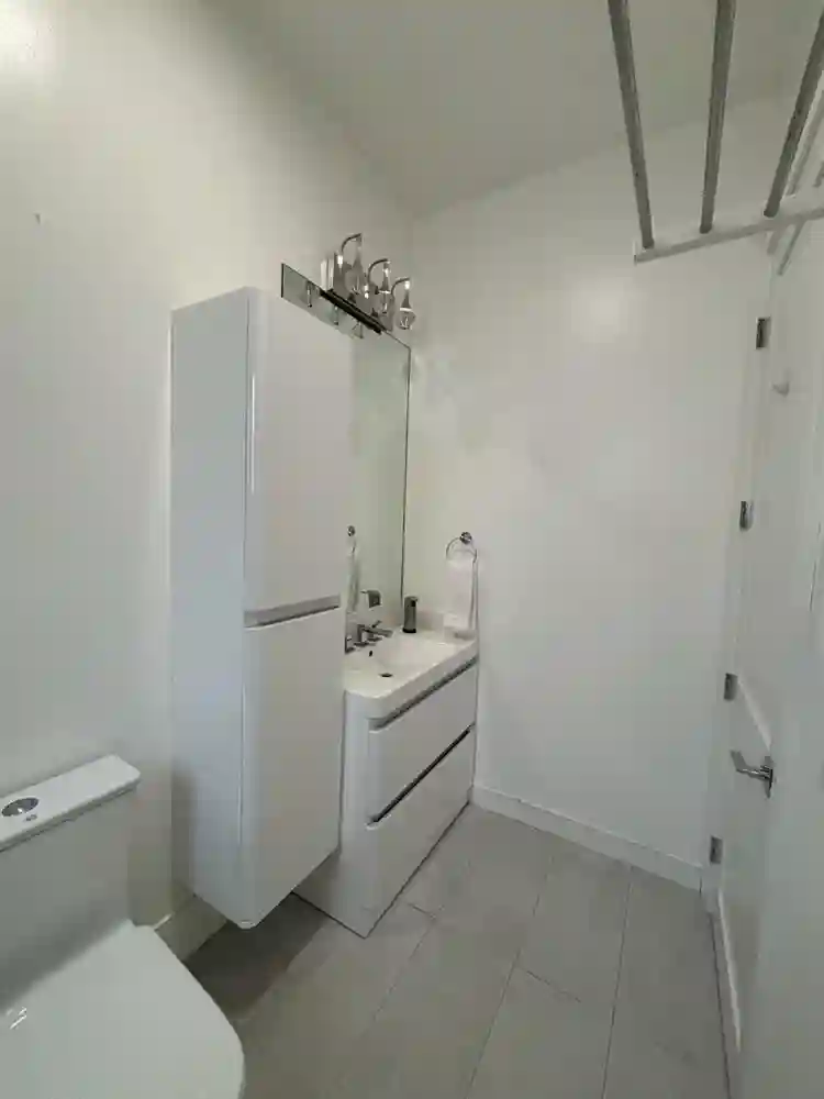 Beautiful private room and bathroom