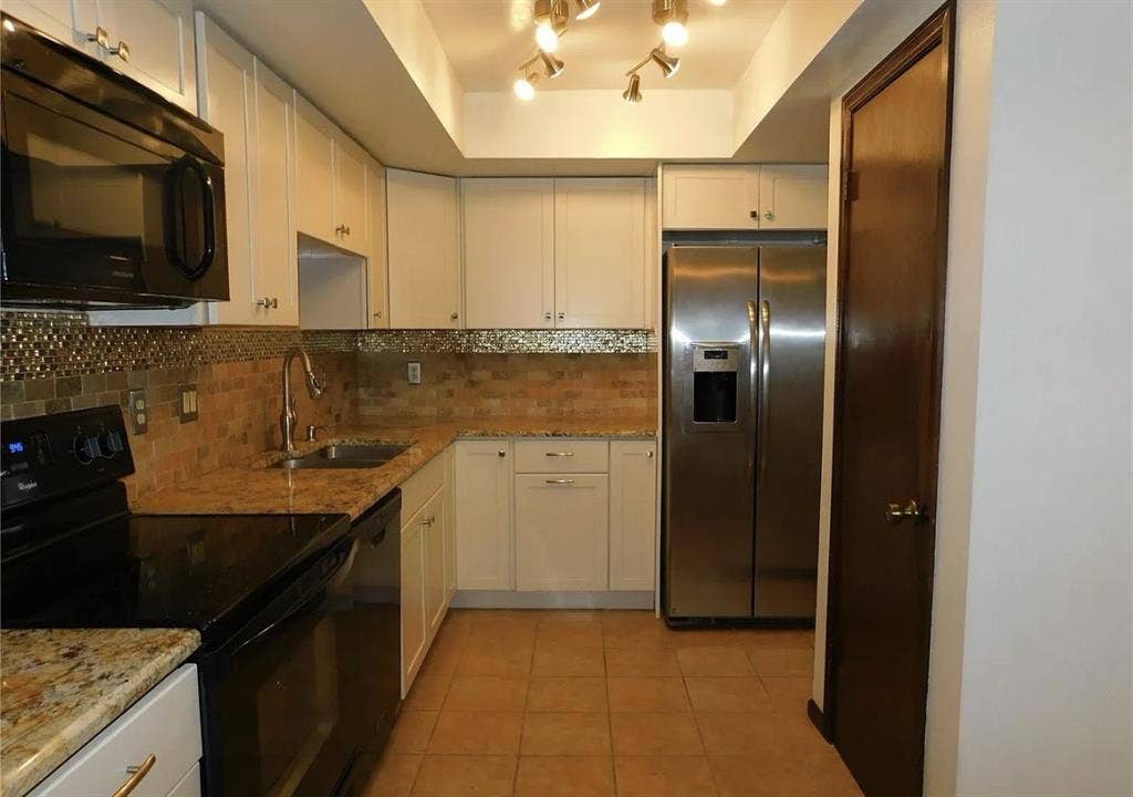 South Aurora Private Room – $1,000