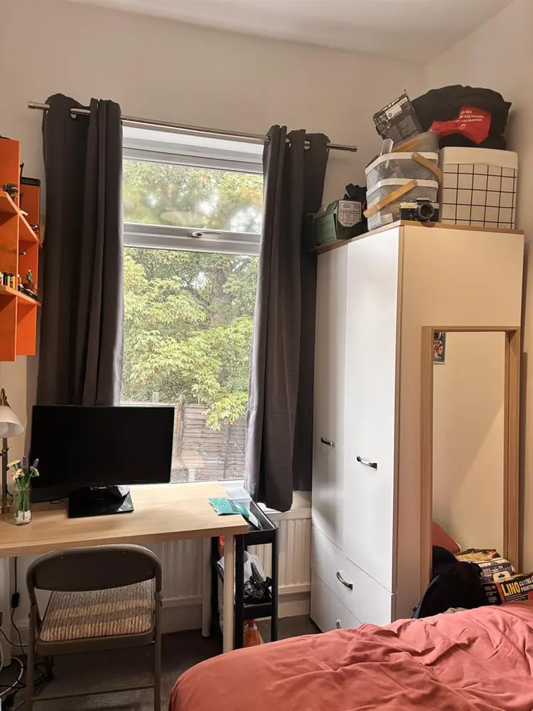 Tenancy Takeover - Flat Broomhall