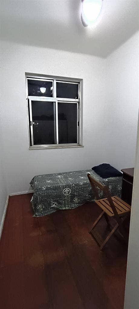 Quarto privativo e silencioso.