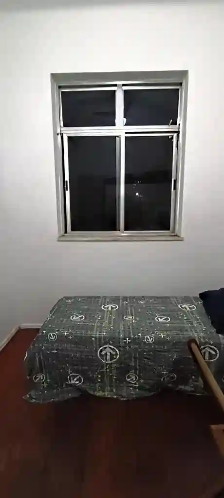 Quarto privativo e silencioso.