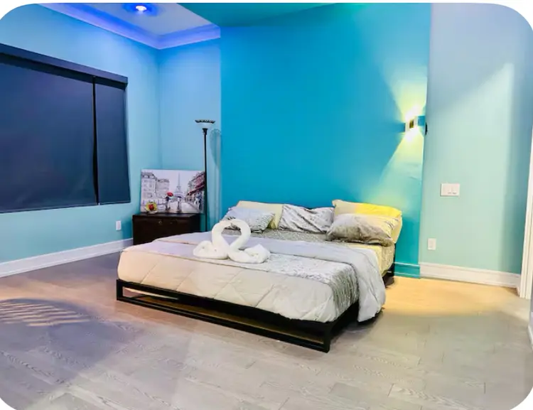 4 bedrooms