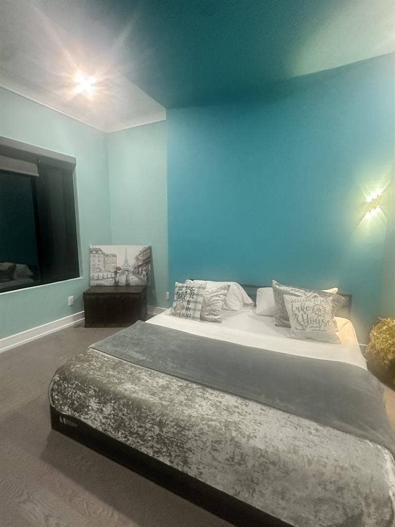 4 bedrooms