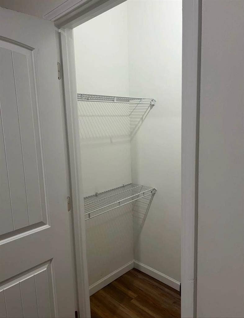 🏠 Private Bedroom + Bathroomm