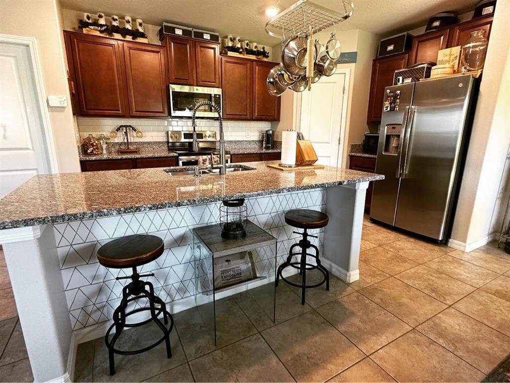 Professional clean renter wanted