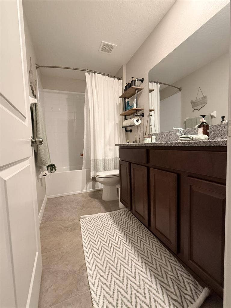 Professional clean renter wanted