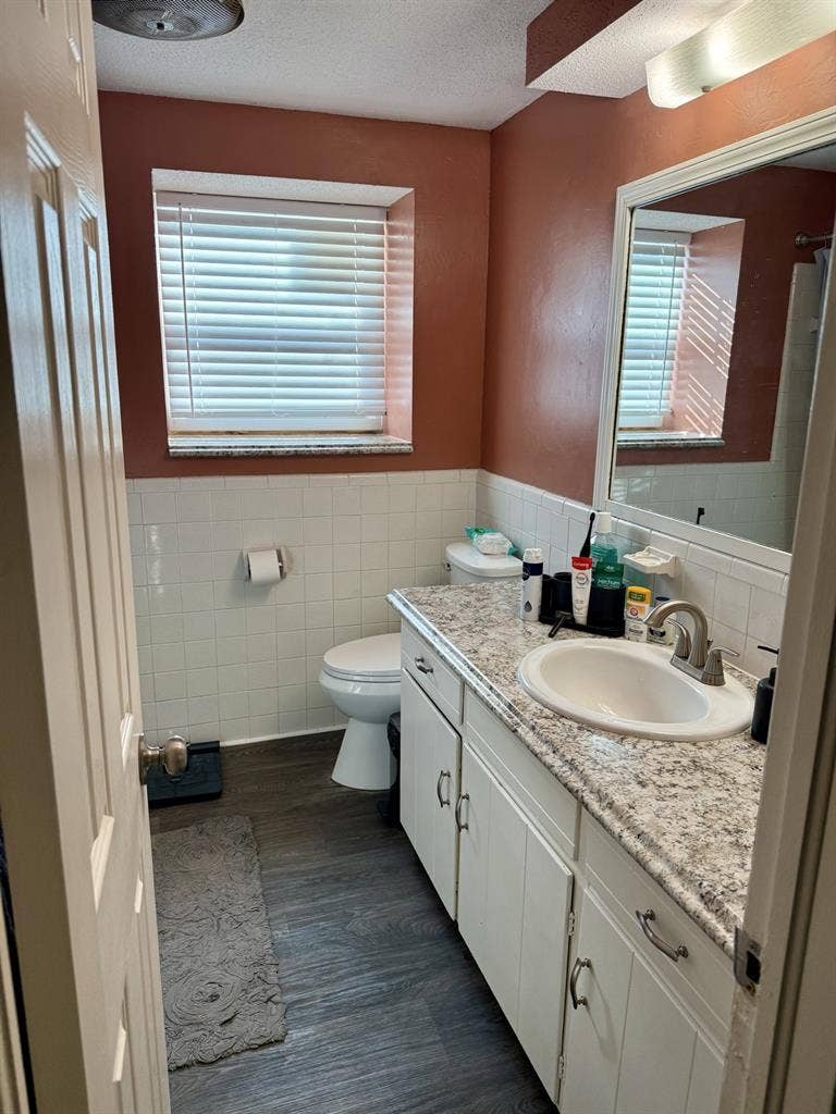 Clean & Quiet Room for Rent