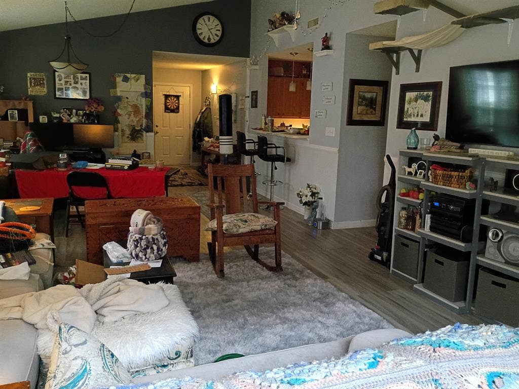 Two bedroom, 1 bath, + utilities