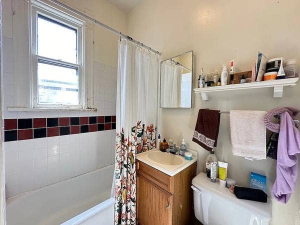 Spacious 1 Bedroom Apartment