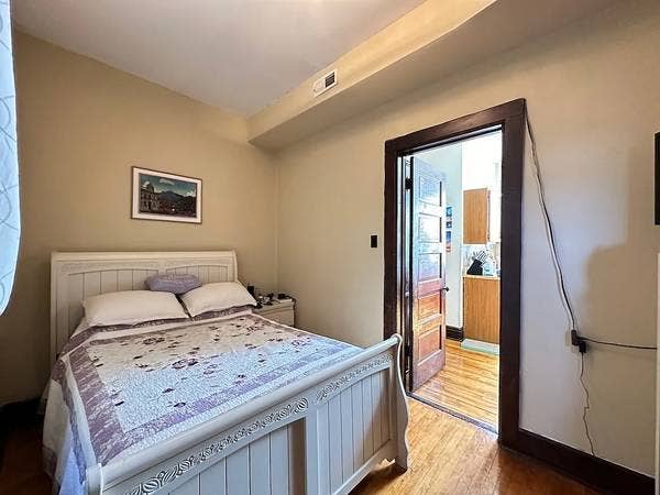 Spacious 1 Bedroom Apartment