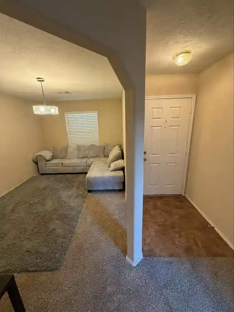 Utilities Include/Close to Downtown