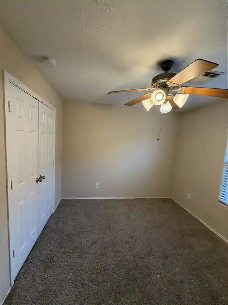 Utilities Include/Close to Downtown