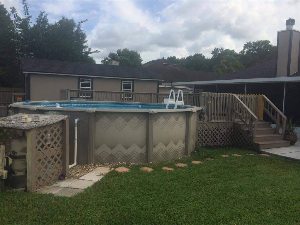 Roommate Wanted - Kernan Blvd.