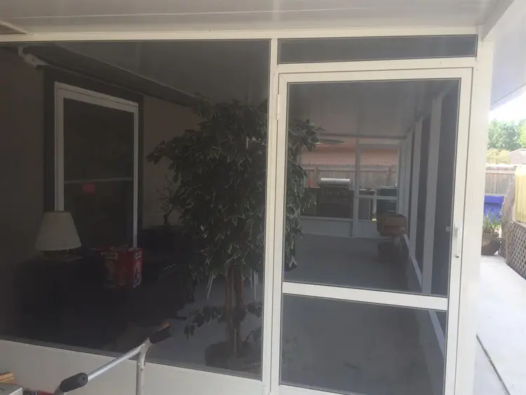 Roommate Wanted - Kernan Blvd.