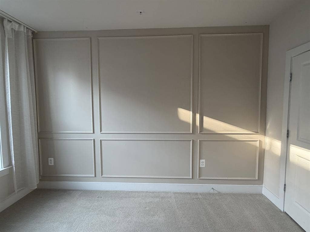 2 bed + Den condo for rent