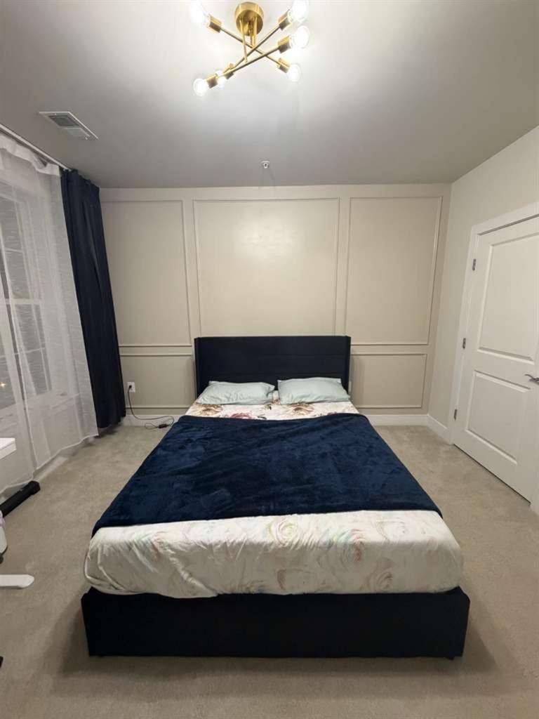 2 bed + Den condo for rent